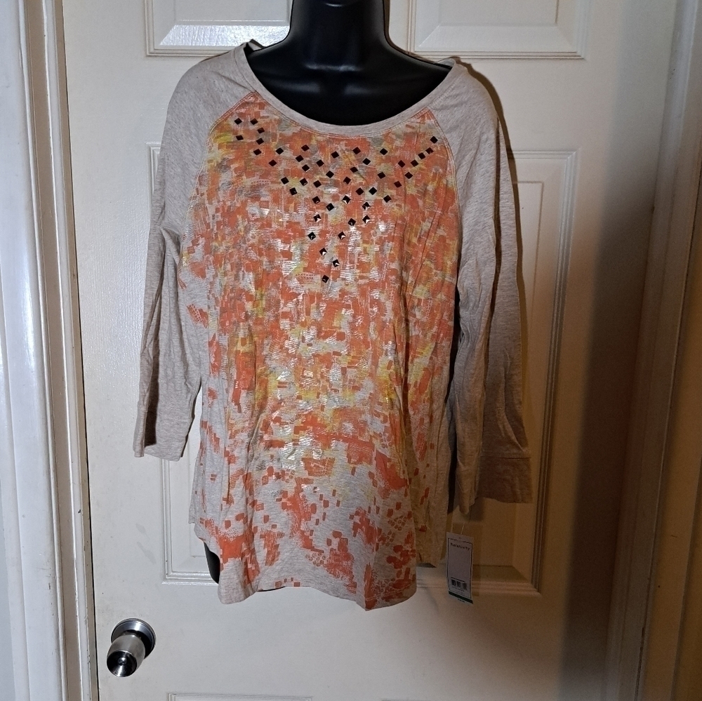 NWT Relativity blouse size large 5/$25